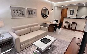 Flat Luxuoso George V Itaim Bibi